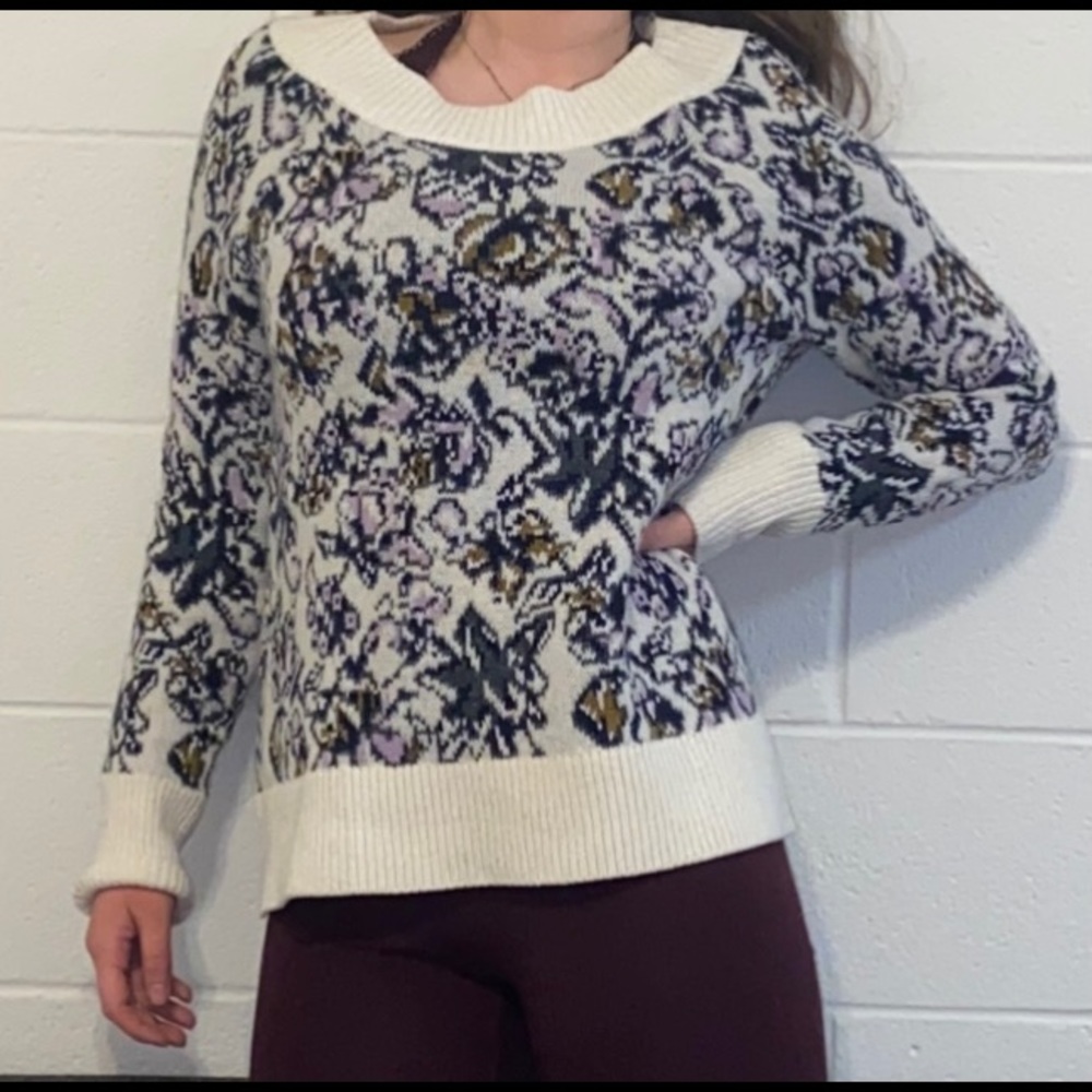 LOFT Sweater - Picture 5 of 5
